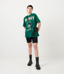 Bermuda Ciclista com Textura Canelada