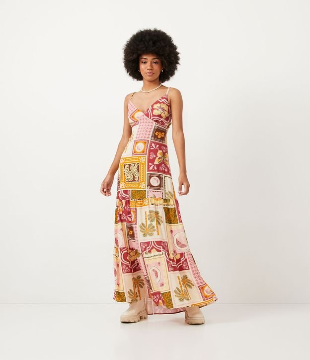Vestido Longo em Viscose com Alças Finas Barra Franzida e Estampa Tropical
