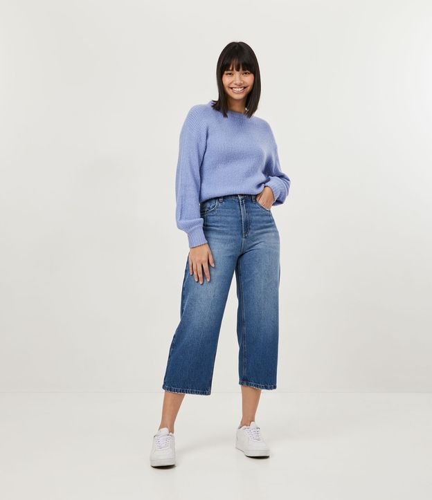 Calça Pantacourt Jeans com Puídos e Pence Azul 1