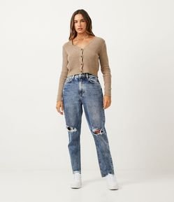 Calça Mom em Jeans Destroyed com Barra Rasgada