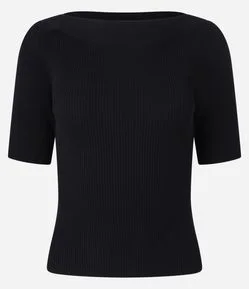Blusa Básica em Tricô com Gola Canoa