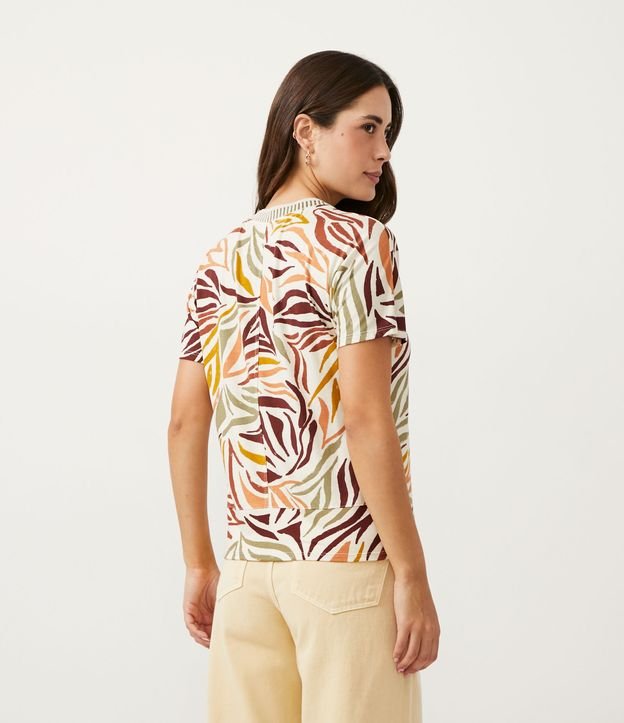 Blusa T-shirt en Viscosa Animal Print Cebra de Color Off White 4