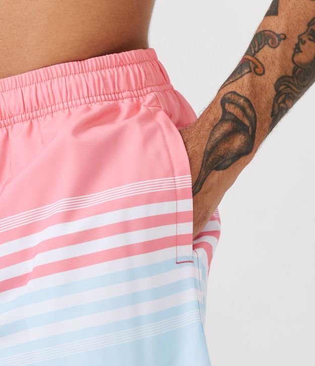 Bermuda Boardshort con Estampado en Bloque de Color Azul 4