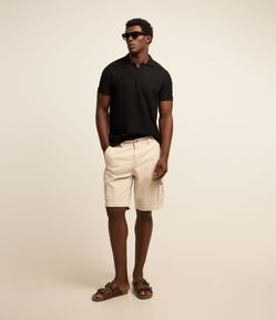 Bermuda Cargo em Sarja Lavada com Elastano e Detalhes de Cadarço