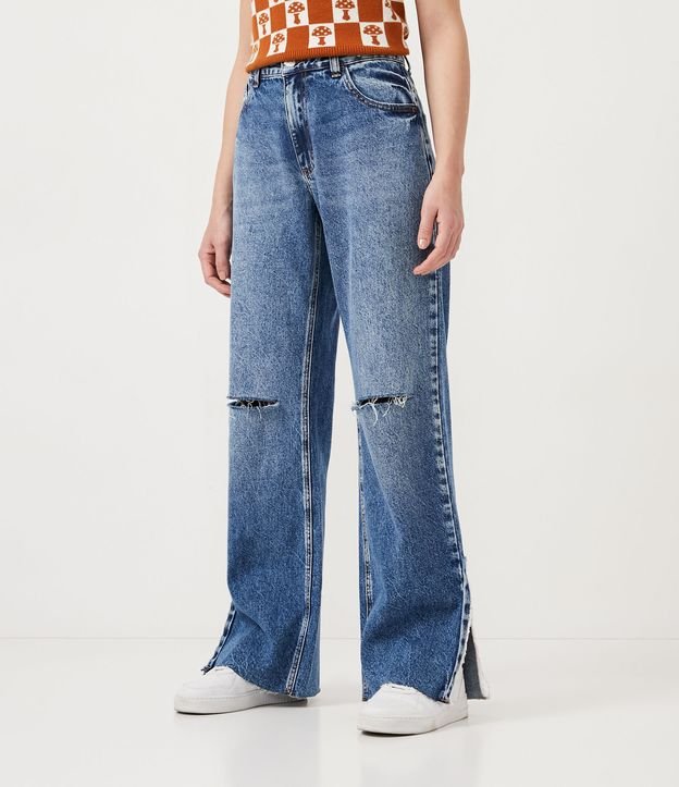 Pantalón años 90 en Jeans con Corte a Navajas y Abertura Deshilachada Azul 2