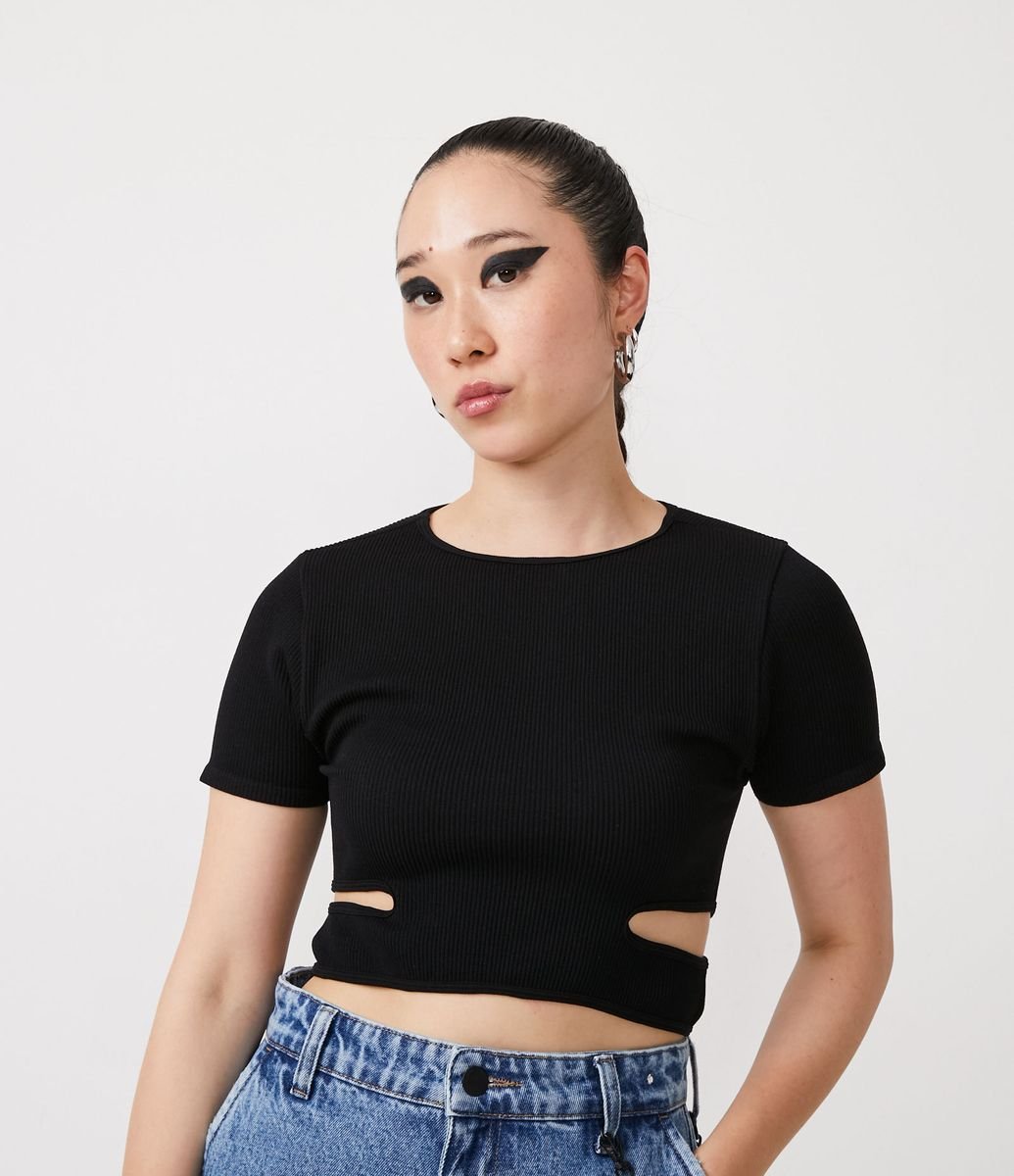 Cropped Preto com Hot Fix Grafite