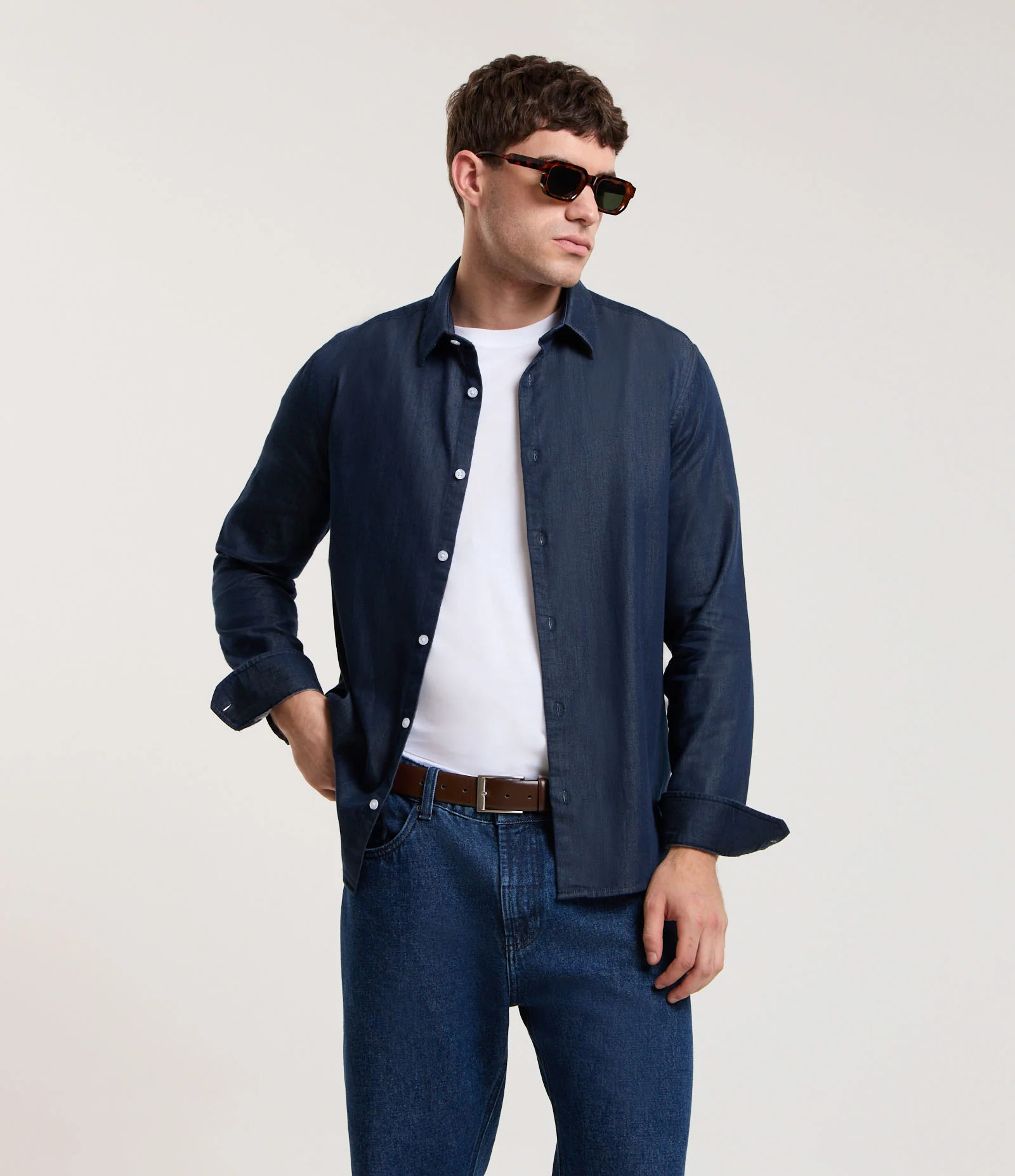 Camisa Classic em Algodão com Manga Longa Azul Marinho 1