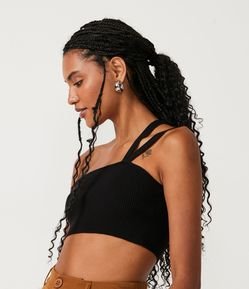 Blusa Cropped Ombro Só em Tricô com Alça Assimétrica