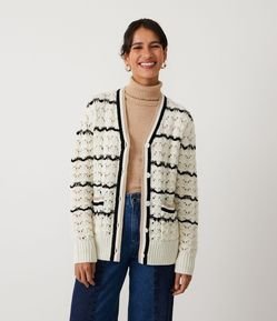 Cardigan em Tricô com Listras e Botão Forrado