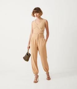 Pantalón Zanahoria en Crepé con Botones de León