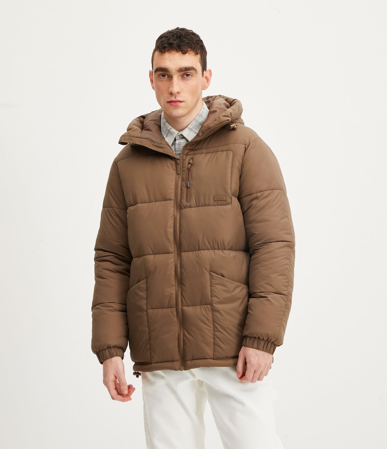 Jaqueta Puffer em Poliamida com Zíper e Bolsos 5