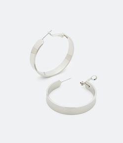 Brinco Argola Média em Metal Achatado