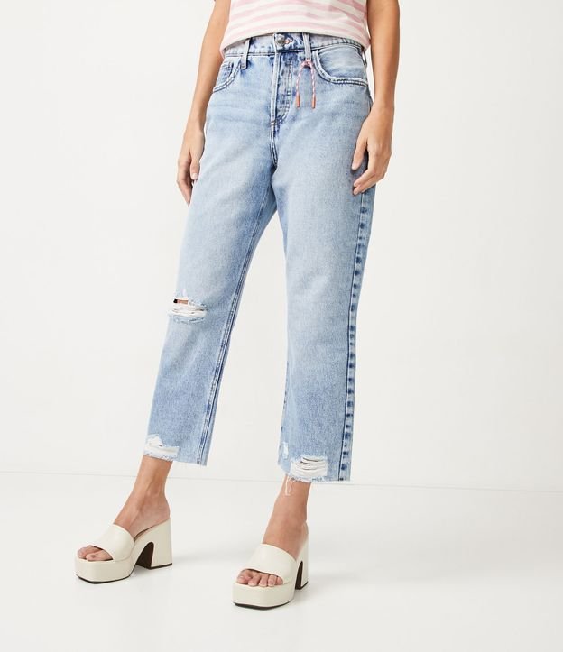 Pantalón Relaxed Jeans con Desgastes y Cordón Azul 2