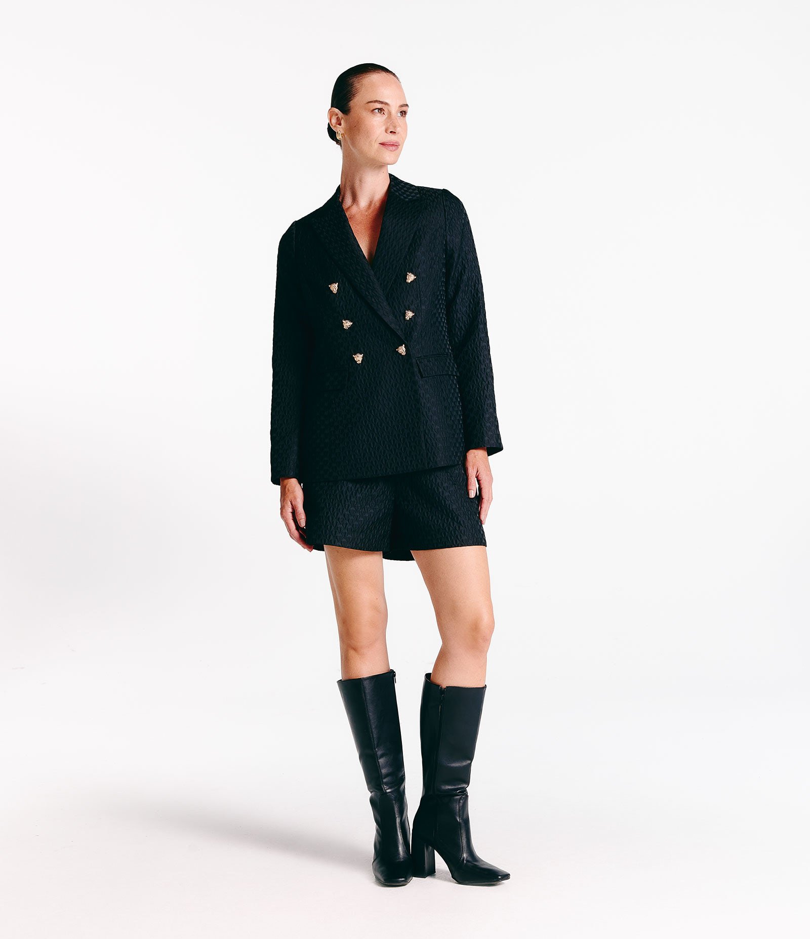 Blazer com Textura de Corações e Botão de Onça Preto 2