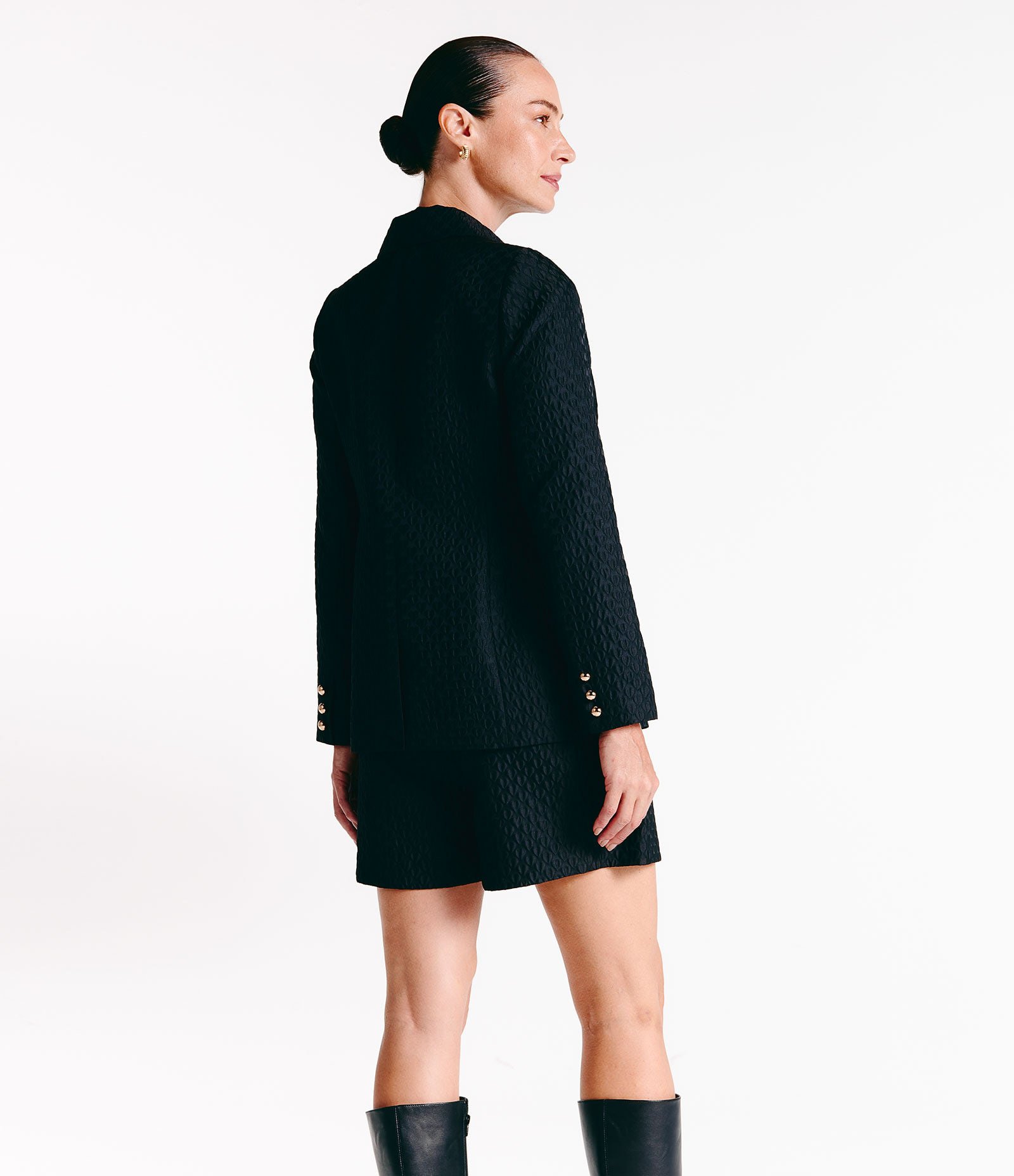 Blazer com Textura de Corações e Botão de Onça Preto 3