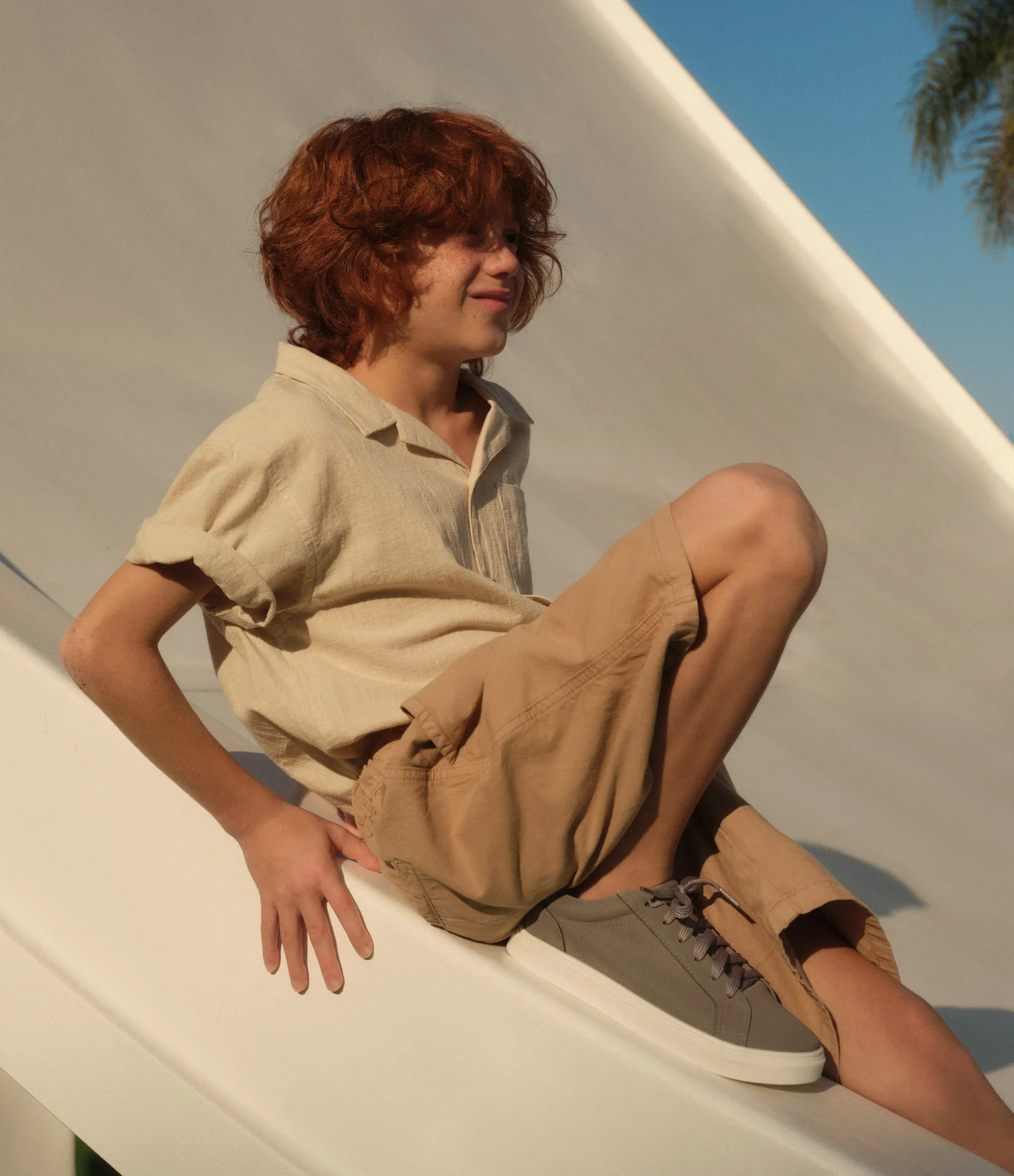 Bermuda Infantil em Sarja com Amarração - Tam 5 a 14 anos Bege Médio 1