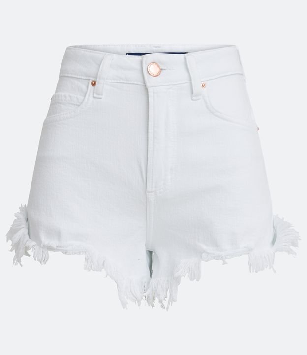 Short Hotpants em Jeans com Bolsos e Barra Desfeita Branco 5