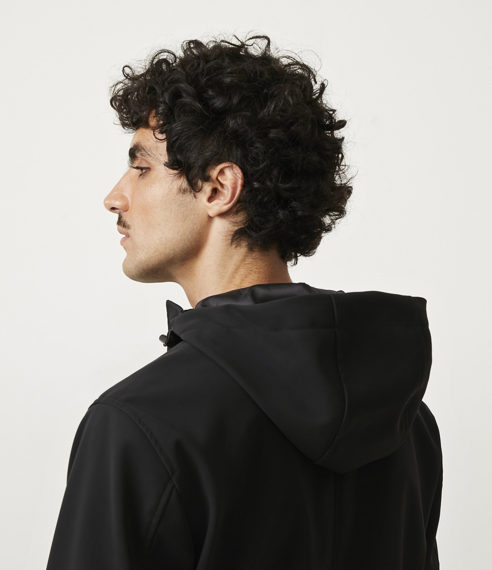 Jaqueta Impermeável com Capuz e Bolsos com Zíper Preto 7
