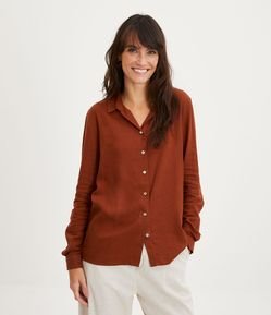 Camisa Básica em Viscolinho com Detalhe na Manga