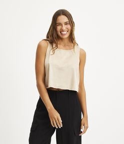 Blusa Regata com Decote Redondo e Alça Larga