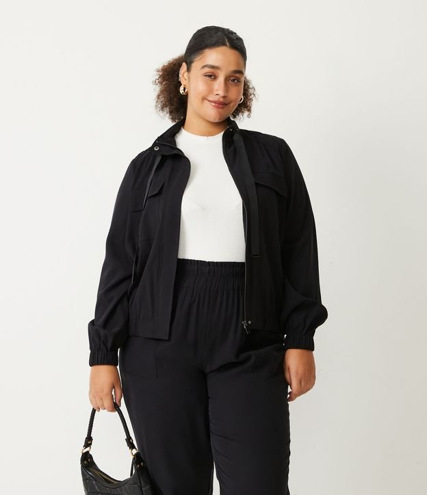 Jaqueta Bomber em Viscose com Amarração Curve & Plus Size
