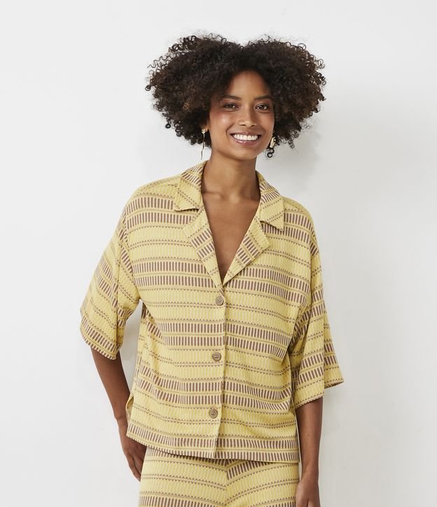 Camisa Alongada em Viscose com Estampa Abstrata