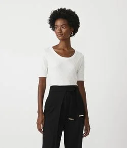 Blusa em Tricô com Losangos em Textura