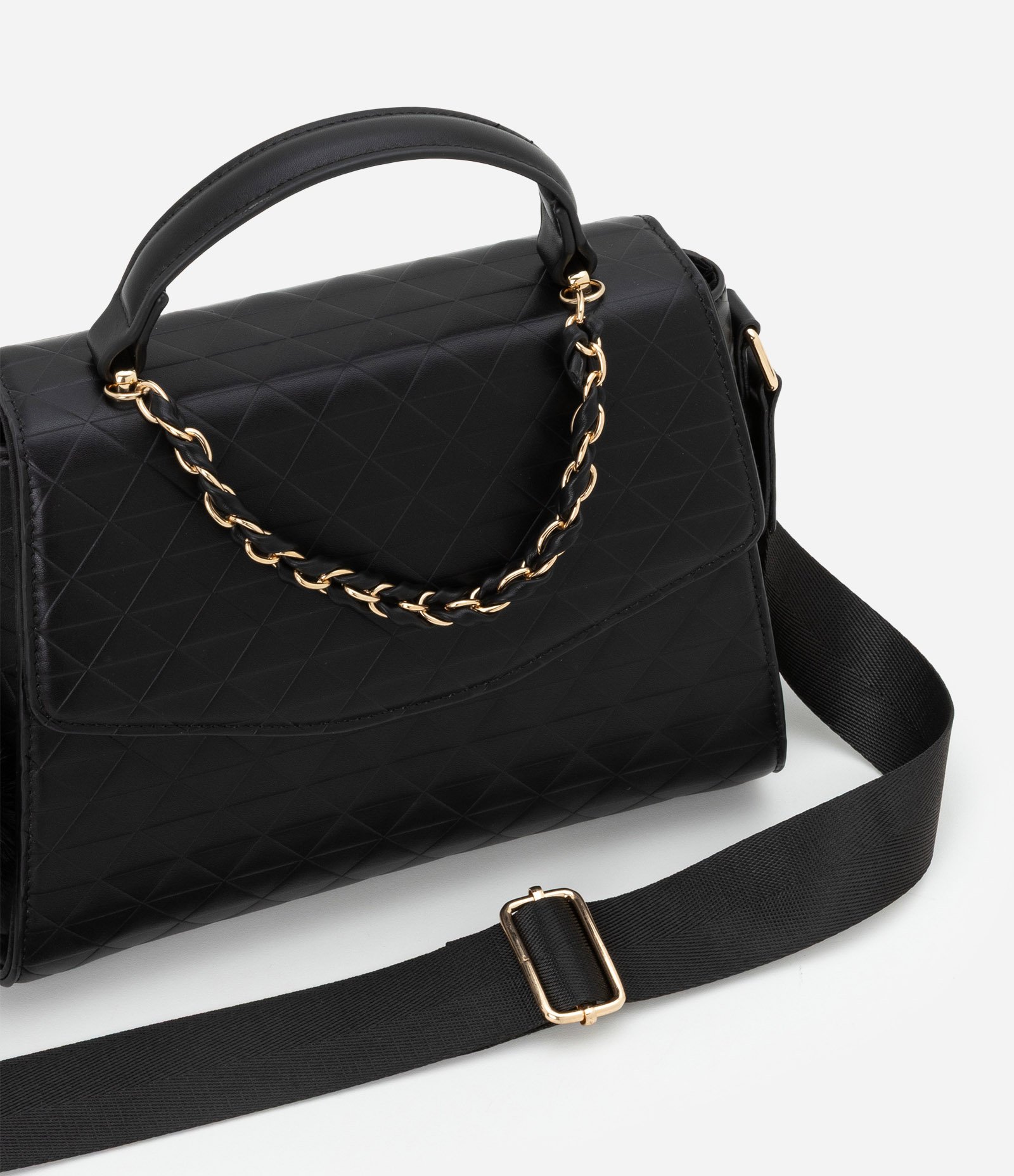 Bolsa Transversal Estruturada com Alça de Corrente 8