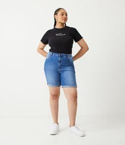Bermuda Ciclista em Jeans com Barra Dobrada Curve & Plus Size