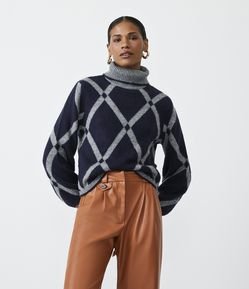 Suéter em Tricô com Gola Alta e Estampa Geométrica