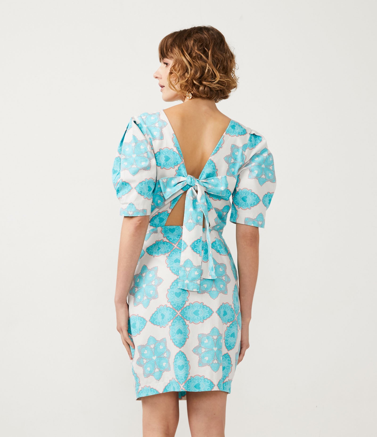 Vestido Curto em Algodão com Estampa Étnica e Amarração Azul 3