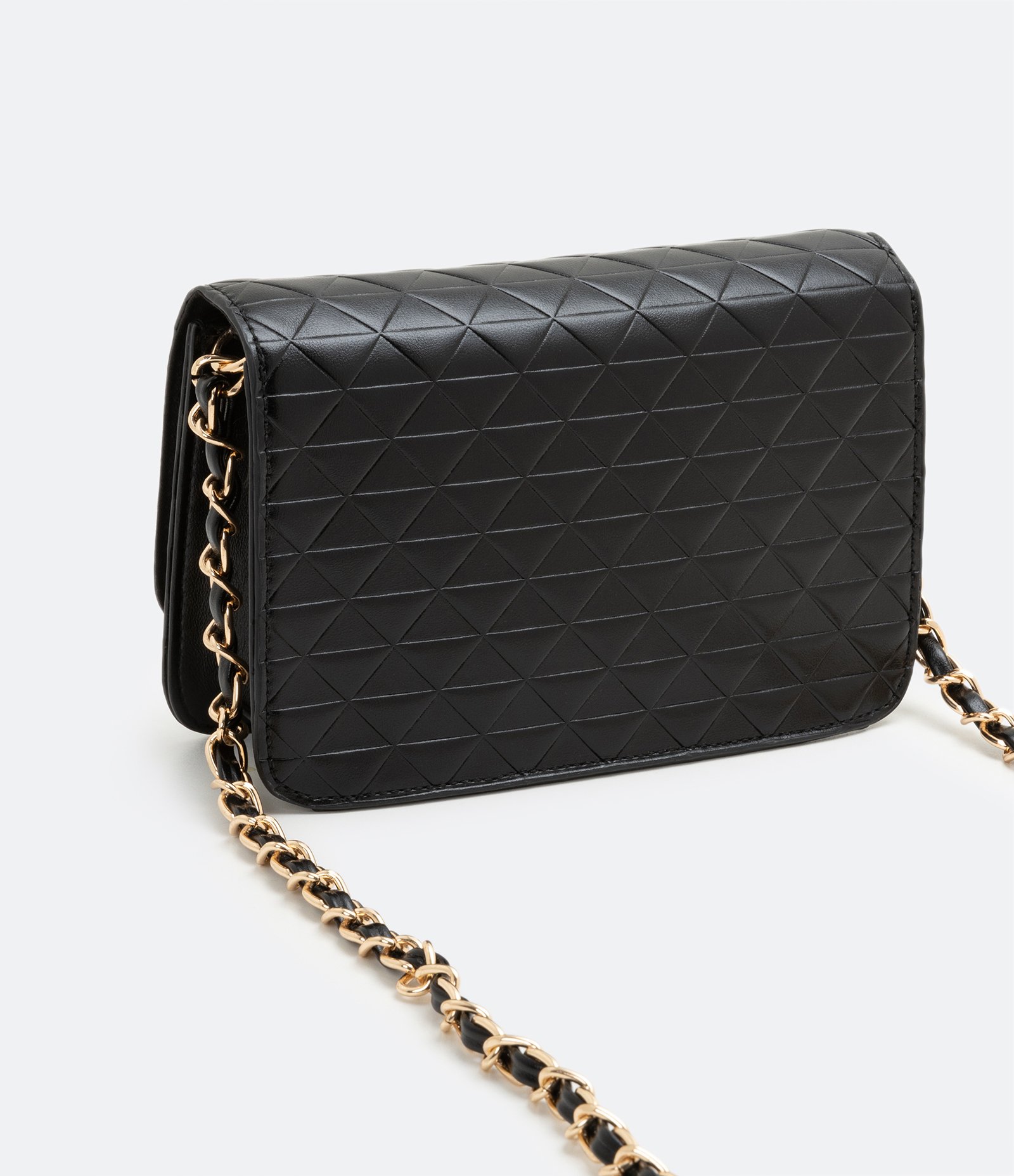 Bolsa Estruturada em Matelassê com Alça de Corrente Preto 4