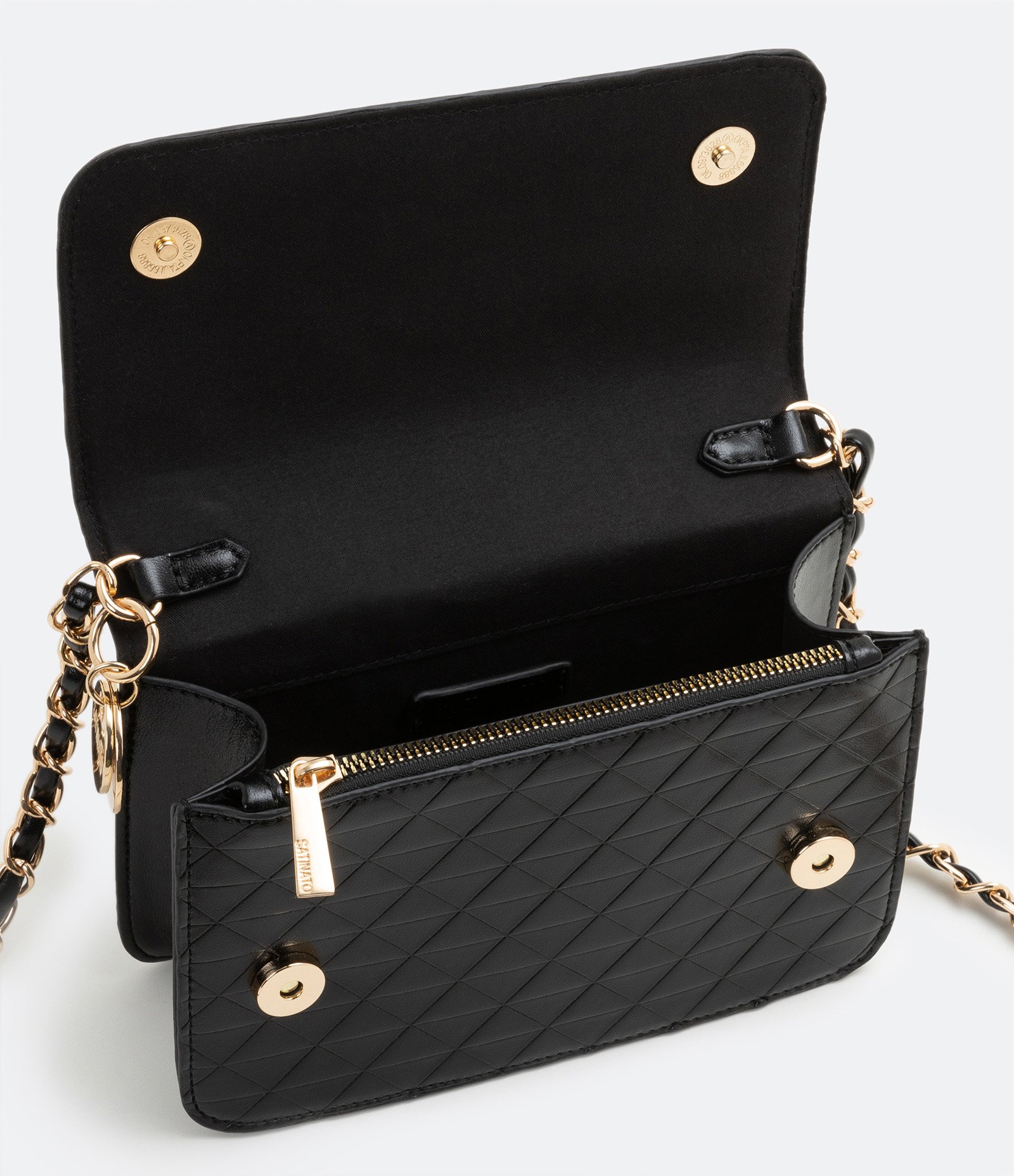 Bolsa Estruturada em Matelassê com Alça de Corrente Preto 5