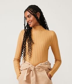Blusa em Tricô Canelado com Gola Alta e Manga Longa
