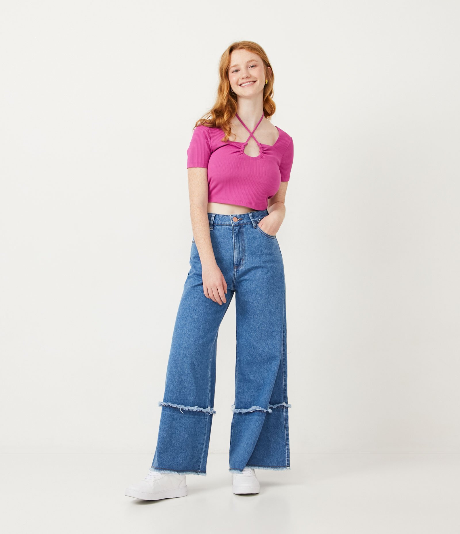 Blusa Cropped em Ribana com Decote Diferenciado e Manga Curta Roxo 2