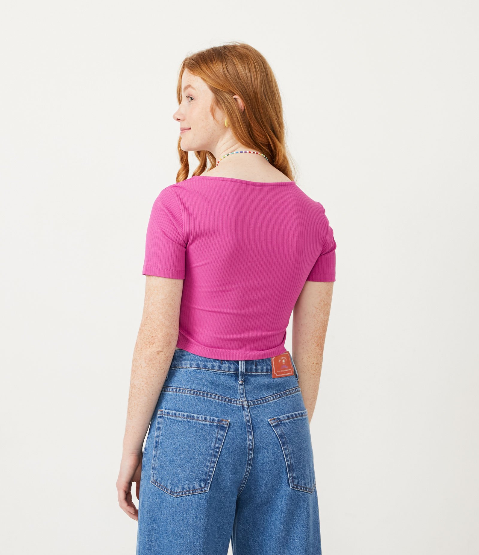 Blusa Cropped em Ribana com Decote Diferenciado e Manga Curta Roxo 3