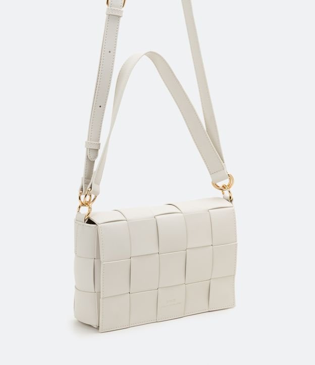 Bolsa Baguete Média com Detalhes Quadriculados