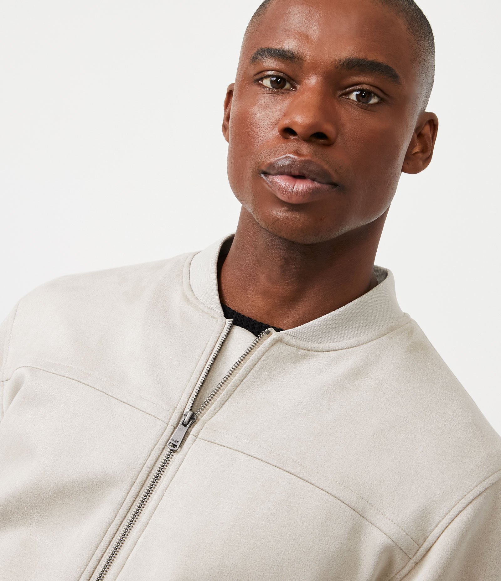 Jaqueta Bomber com Zíper e Bolsos 4