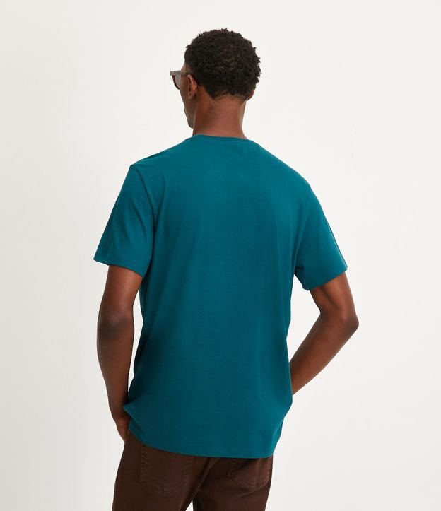 Camiseta Comfort Básica em Algodão Peruano Verde 4