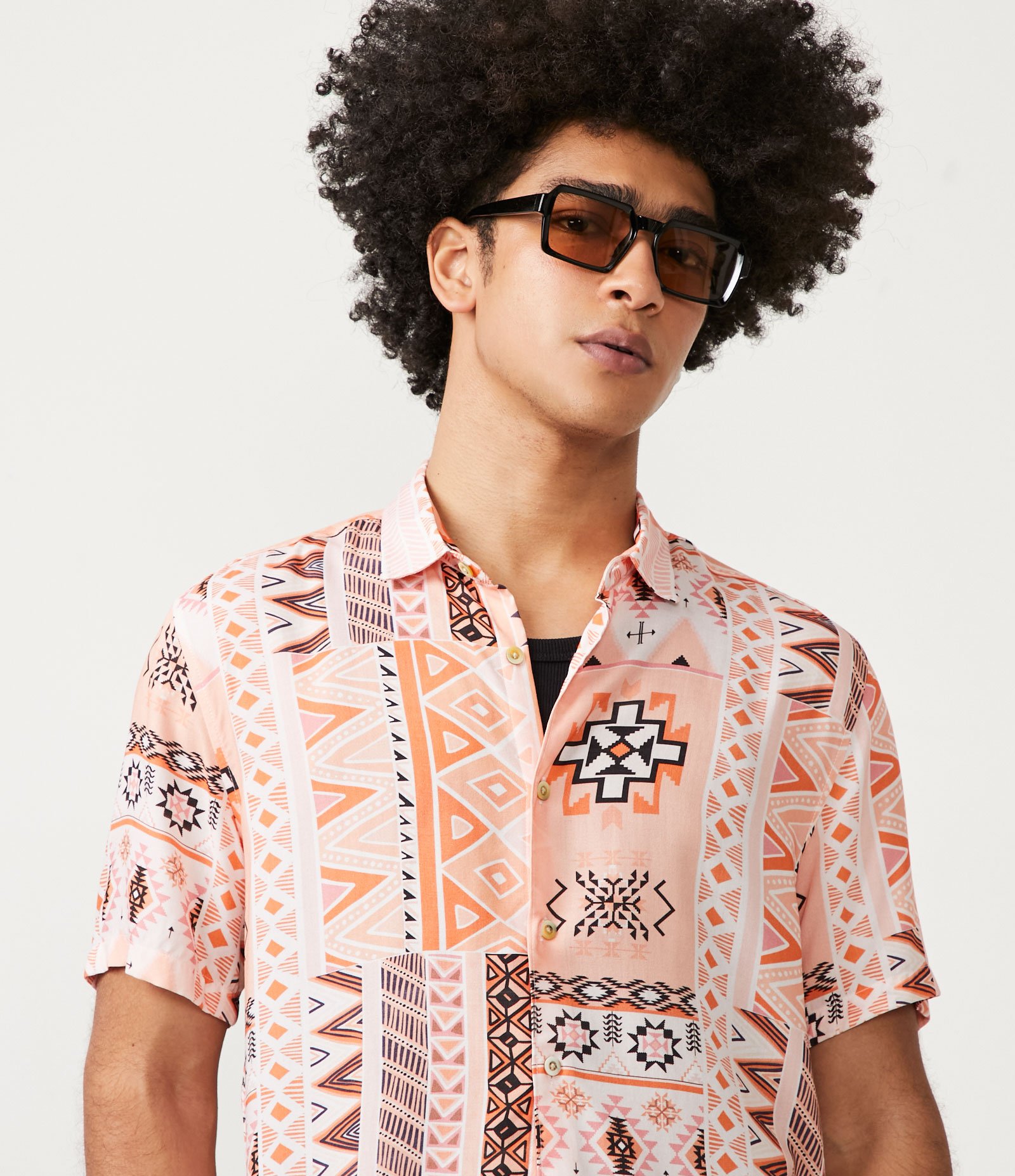 Camisa Manga Curta em Viscose com Estampa Boho Rosa 5