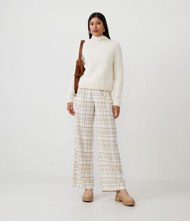 Buzo en Chenille Texturizado con Cuello Alto Off White 2