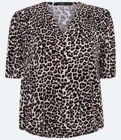 Blusa em Viscolycra com Ombreira e Estampa Animal Print