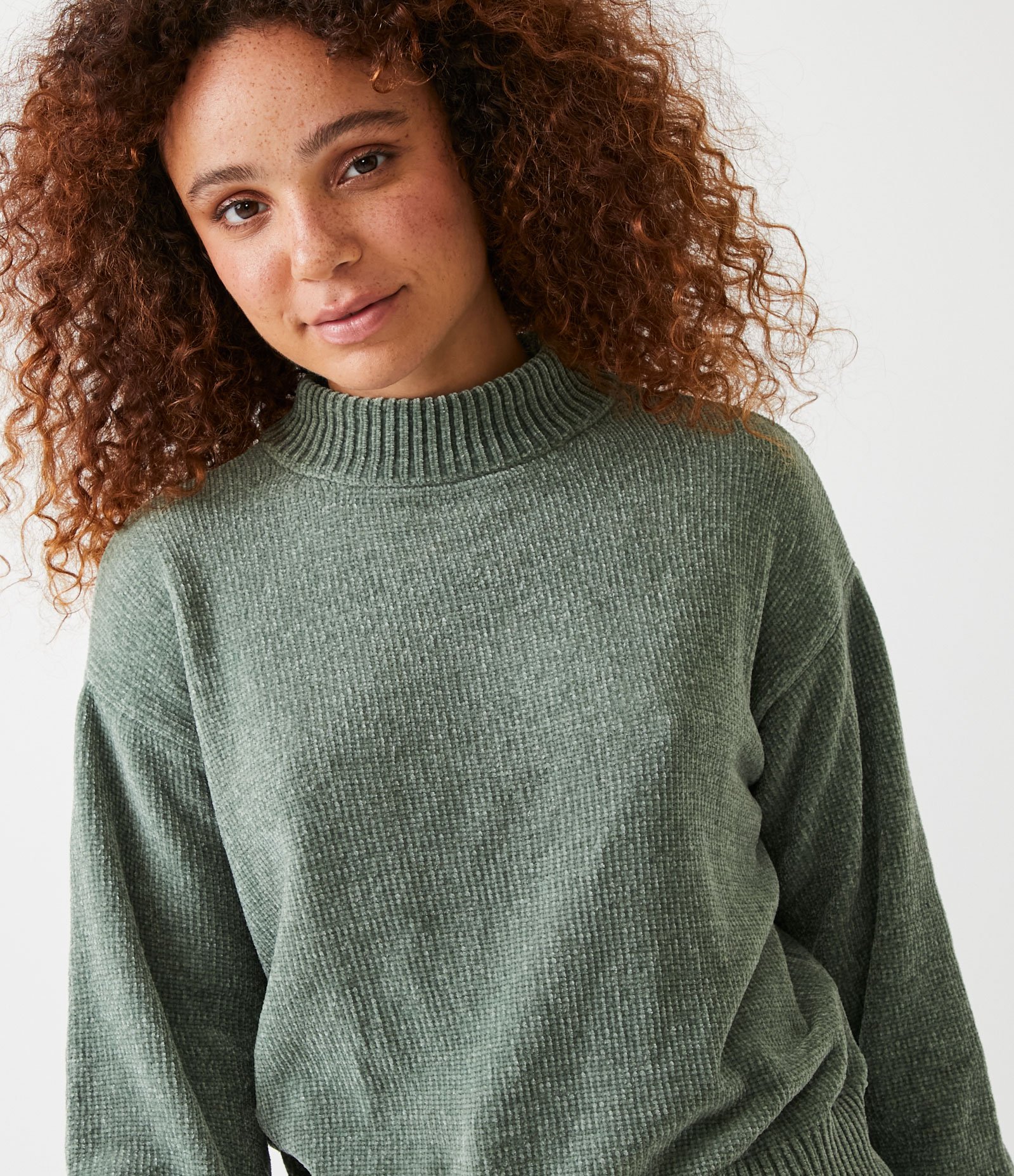 Suéter em Chenille com Golinha Alta e Ribanas 4