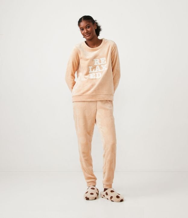 Pijama Largo en Fleece con Textura y Bordado Relax Beige 1