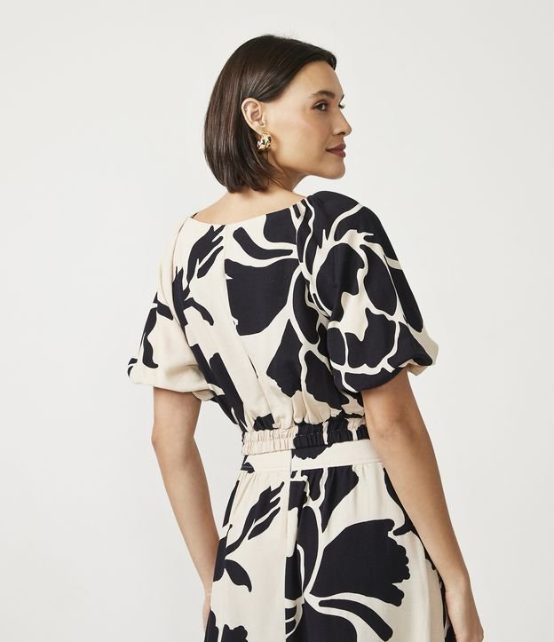 Blusa en Viscolino con Estampado Floral Beige 3