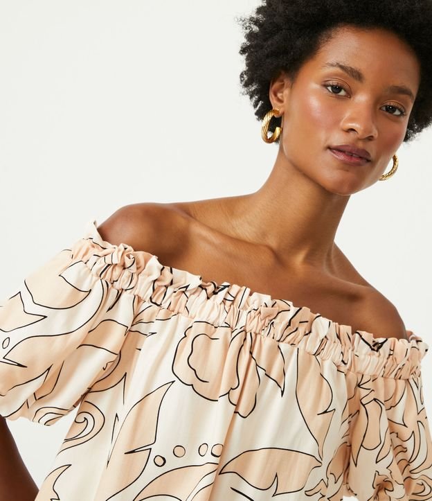 Blusa Hombro a Hombro en Viscosa con Estampado Floral Beige 4