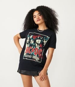 Camiseta T Shirt em Meia Malha com Manga Curta e Estampa AC/DC
