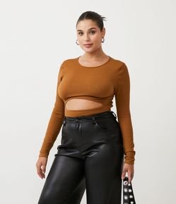 Blusa Cropped en Poliamida Acanalada y sin Costura con Cutout
