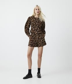 Short em Algodão com Botões Frontais e Estampa Animal Print Onça