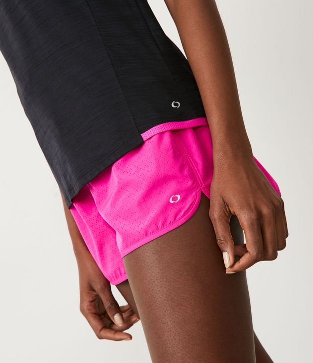 Remera Deportiva en Poliamida con Detalles Contrastantes Negro 5
